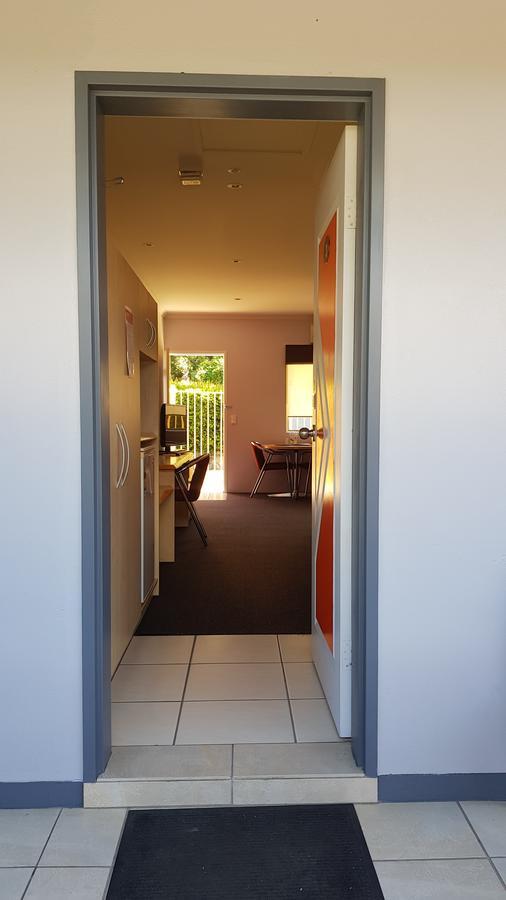 Red Bridge Motor Inn Woombye Exteriér fotografie