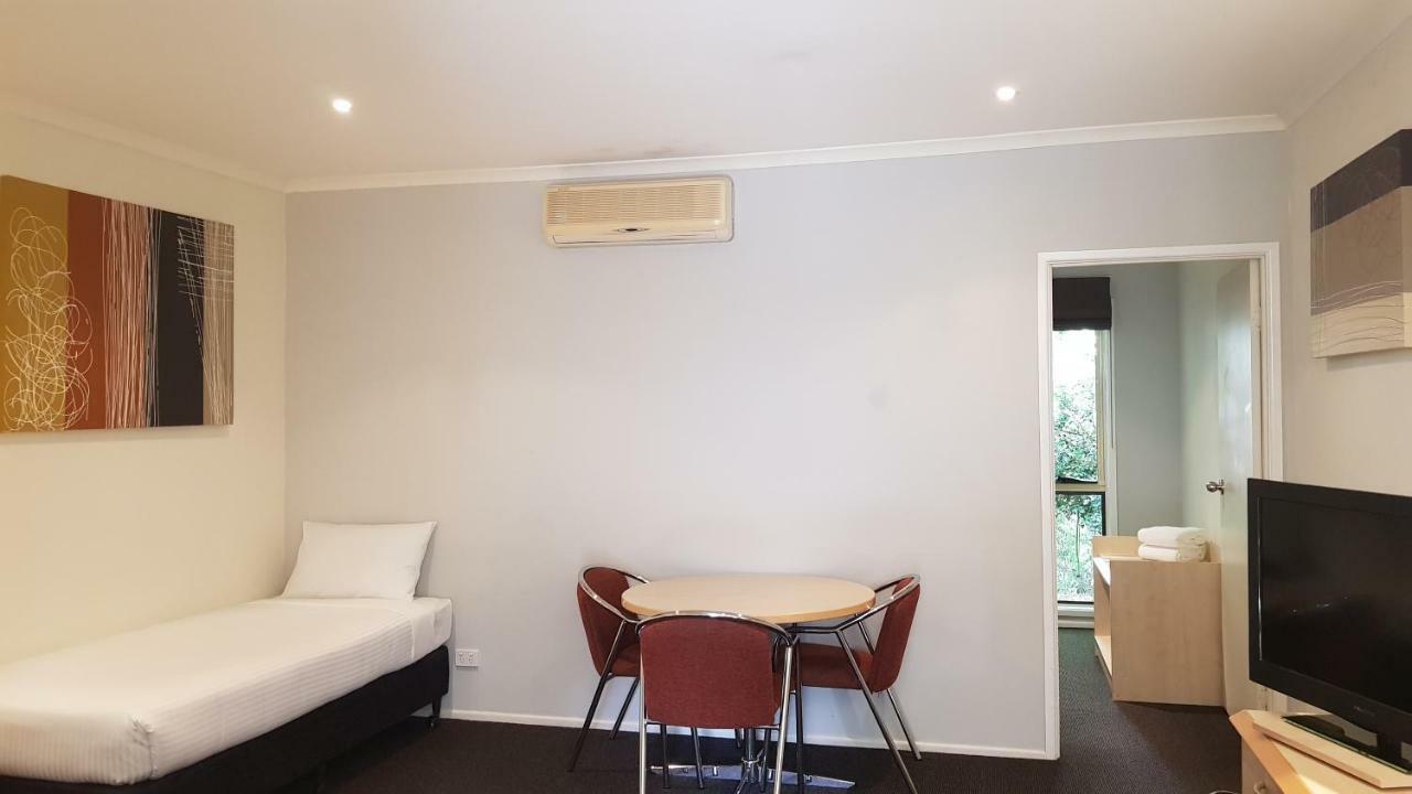 Red Bridge Motor Inn Woombye Exteriér fotografie